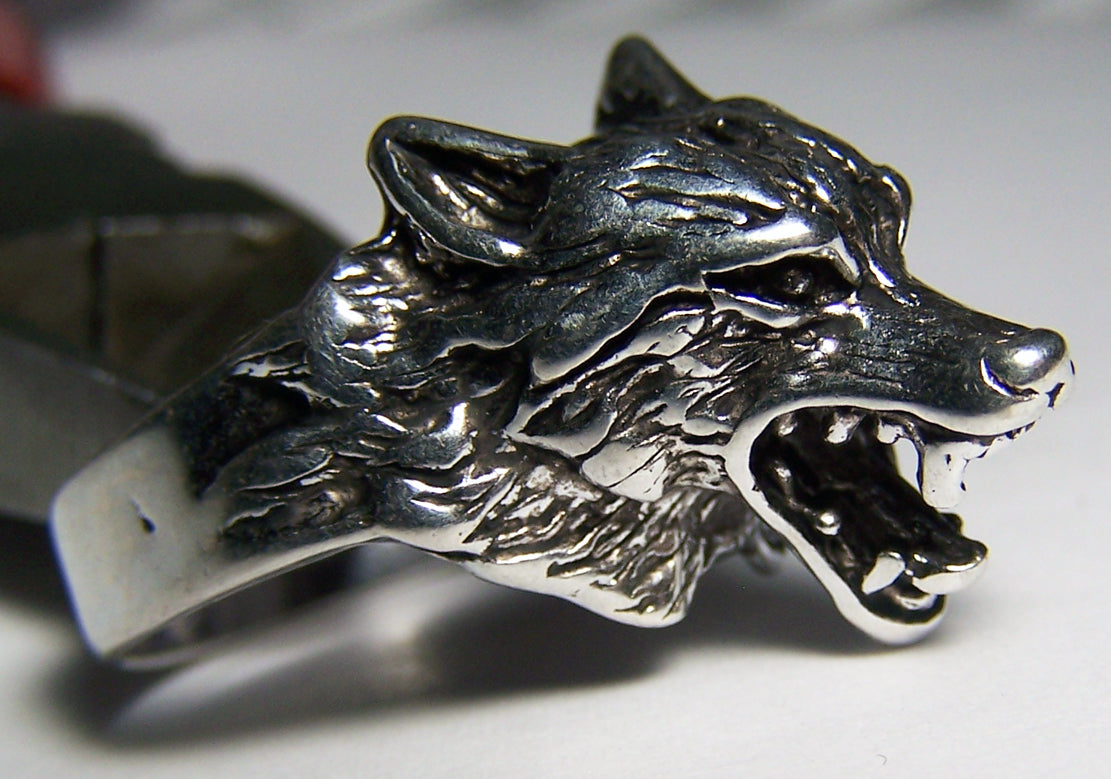 Wolf Face Deluxe Silver Biker Ring