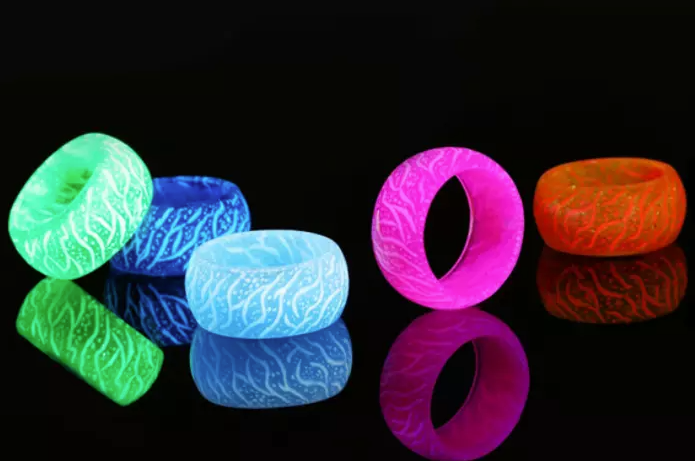 Glow in the Dark Band Ring NoveltiesMart Wholesale - NoveltiesMart.com Wholesale