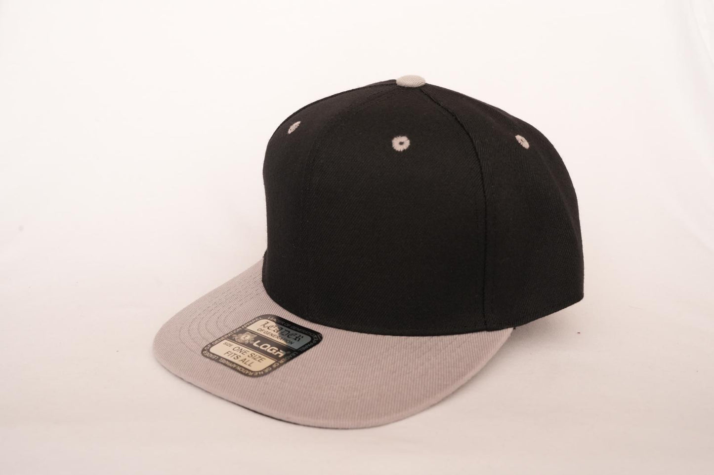 Leader LOGA 6-Panel Structured Flat Visor Two-Tone Snapback Cap